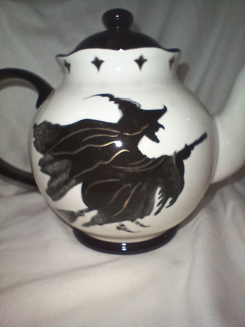Black & White Potters Teapot with Ornate Black/gold Halloween Pattern
